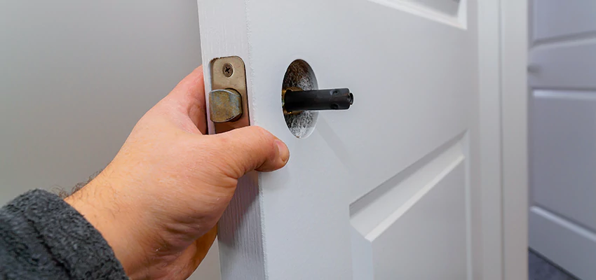 Nighttime Locksmith For Lock Repair in Escalon, CA